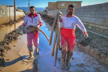 امدادرسانی به بیش از ۱۳۰۰ نفر در سیلاب گلستان