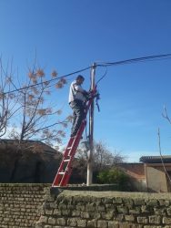 بازسازی کابل هوایی روستای امیرآباد فندرسک شهرستان علی آباد کتول