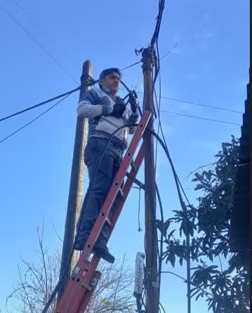 بازسازی مسیرکابلکشی مخابرات در روستای نصرت آباد علی آباد کتول
