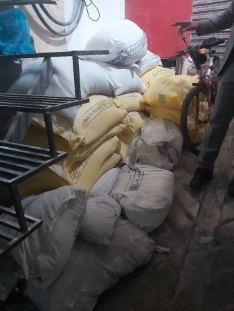 کشف ۲۳ کیسه آرد دولتی از یک واحد کبابی در شهرستان گرگان