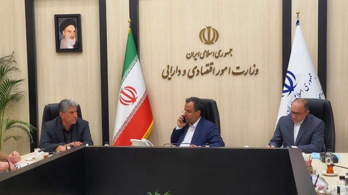 بررسی راهکارهای تسریع در بهبود عملکرد اقتصادی در استان گلستان