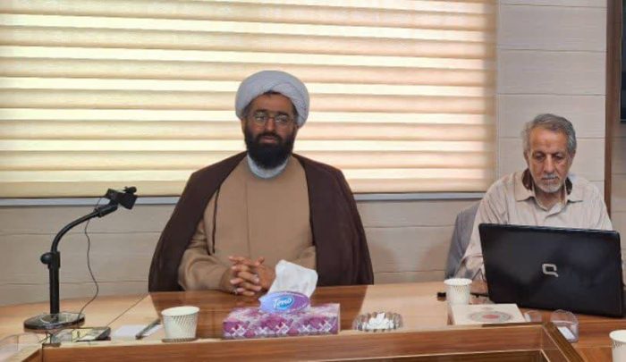 عالمان و مبلغان تقریبی در برابر جنگ نرم دشمن هوشیار باشند