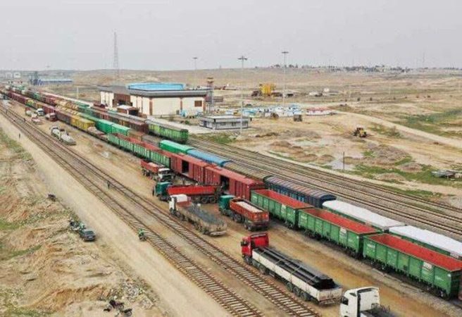 ۲۸ کانتینر باردار حامل (جو، مواد خوراکی ، ذرت، آرد گندم و چوب و الوار) از مبدا روسیه وارد ایستگاه اینچه برون شد