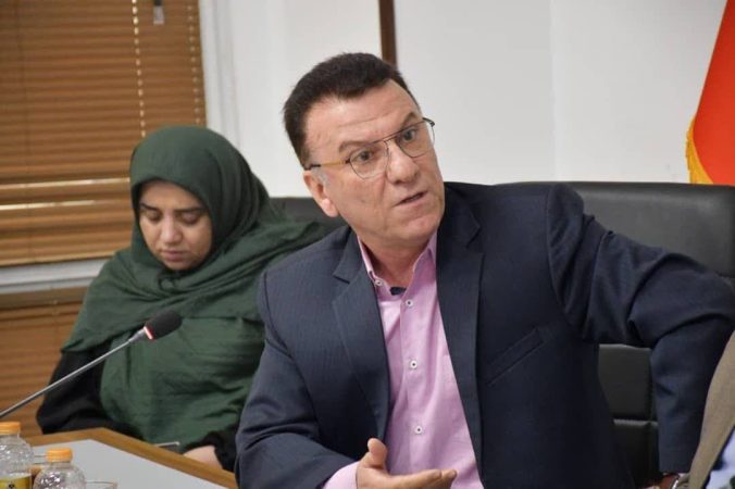 صادرکنندگان و تولیدکنندگان با محدودیت مواجه‌اند/ انحصار خرید توتون باید شکسته شود