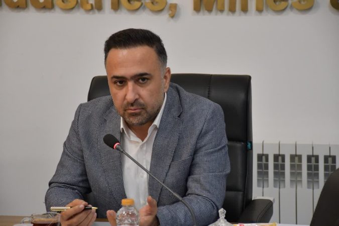 رفع موانع صادرات کالا ار اینچه برون در الویت است