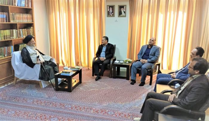 دیدار جهانی فر با نماینده ولی فقیه در استان گلستان/تبیین قانون الزام