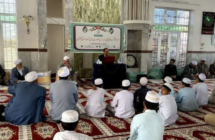 فقه تعریف شده امام راحل مسائل مربوط به شئونات زندگی را پوشش می دهد