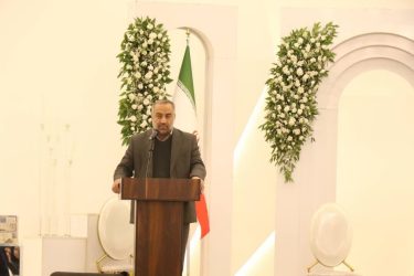 الگوپذیری از سیره فاطمی رمز موفقیت مادران و زنان ایرانی است