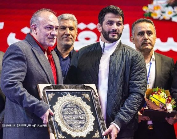 تجلیل از قهرمان پرآوازه جهان و المپیک توسط حمیدرضا آقاملائی رئیس شورای اسلامی شهر گرگان