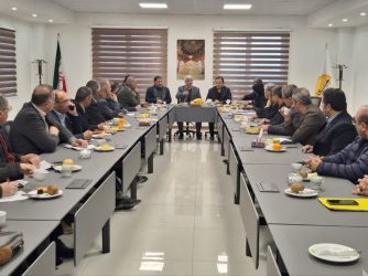 بازدید مدیر کل امور اقتصادی و دارایی گلستان از صنایع زنجیره ای کاسپین طلایی چیکا