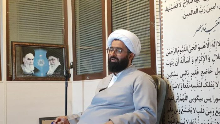 محبت به اهل بیت(ع) را در عمل و رفتار نشان دهیم