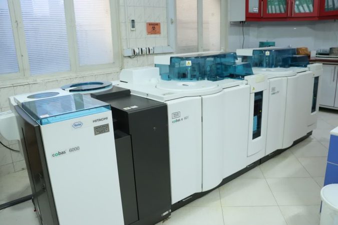 ارتقاء سیستم غربالگری خون در انتقال خون استان گلستان با دستگاه Cobas 6000