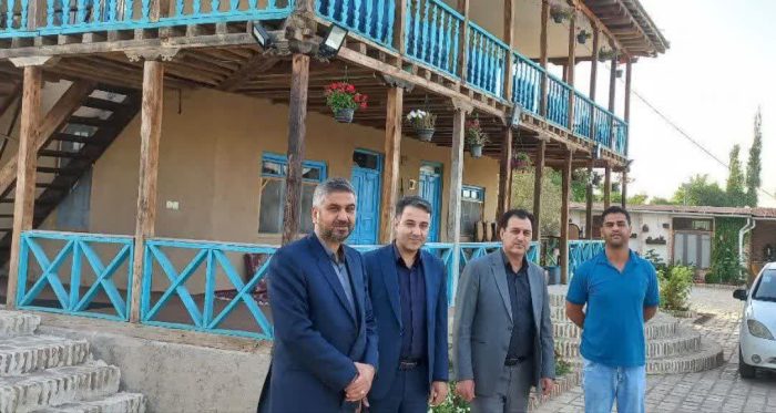بازدید مدیرکل تعاون از طرح بوم‌گردی روستای کفشگیری