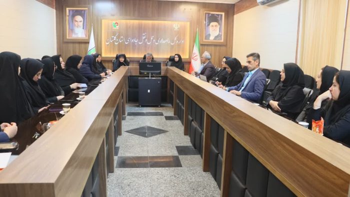 نشست فرهنگی حجاب و مسوولیت اجتماعی راهداری و حمل و نقل جاده ای