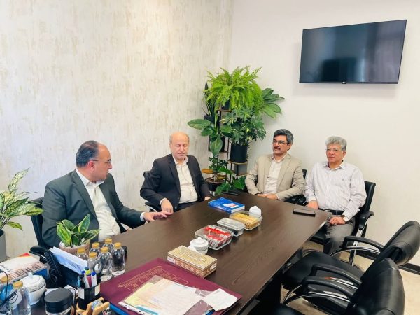 نشست نماینده مردم گنبدکاووس با مدیر گمرک و بازرگانی مناطق آزاد؛ پیگیری تسهیل روند اجرایی منطقه آزاد اینچه برون