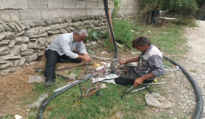 تبدیل کابل هوایی به زمینی مخابرات در روستای سالیکنده شهرستان کردکوی