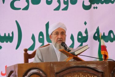 علم و دانش، چراغ هدایت امت اسلامی است
