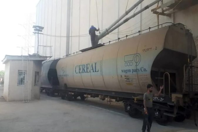 گلستان آماده واردات گندم از مرز ریلی اینچه‌برون است