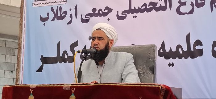 استقامت در دین و عمل به شریعت، کلید بهشت است / لزوم استفاده نسل جوان از نصایح علما و بزرگان دین