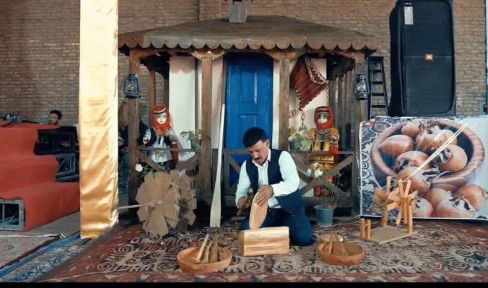 دومین جشنواره فرهنگی و هنری «کِندسو» در فاضل‌آباد با شکوهی کم‌نظیر برگزار شد