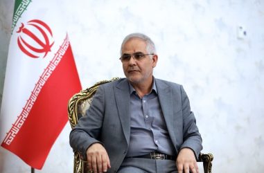 با پزشکان دریافت‌کننده مبالغ غیرقانونی برخورد قانونی می‌شود