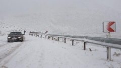 بسته شدن همه محورهای کوهستانی استان به جز محور جنگل گلستان