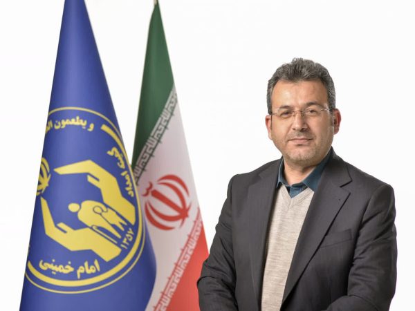 مدیرکل و فرمانده پایگاه بسیج نصرکمیته امداد استان گلستان به مناسبت یوم‌الله ۲۲ بهمن، پیامی صادر کرد