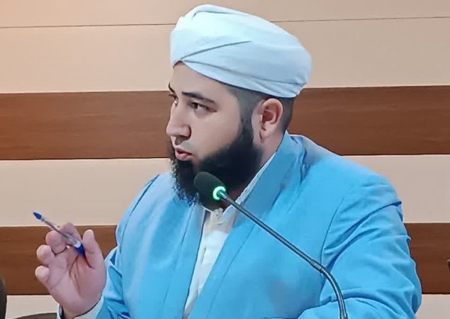اقتدار امت اسلامی در ایستادگی قاطع مقابل توهین به قرآن و سلمان رشدی‌ها تجلی می‌یابد