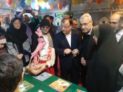 حضور استاندار گلستان و مسئولان استانی در غرفه‌ کانون پرورش فکری کودکان و نوجوانان در نمایشگاه قرآن ۱۴۰۴