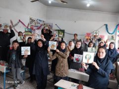 حضور کتابخانه سیار کانون پرورش فکری کودکان و نوجوانان در روستای کله‌پُست شهرستان گمیشان