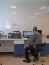 راه‌اندازی دستگاه طیف‌سنج فلورسانس پرتو ایکس (XRF) در آزمایشگاه مرکزی دانشگاه