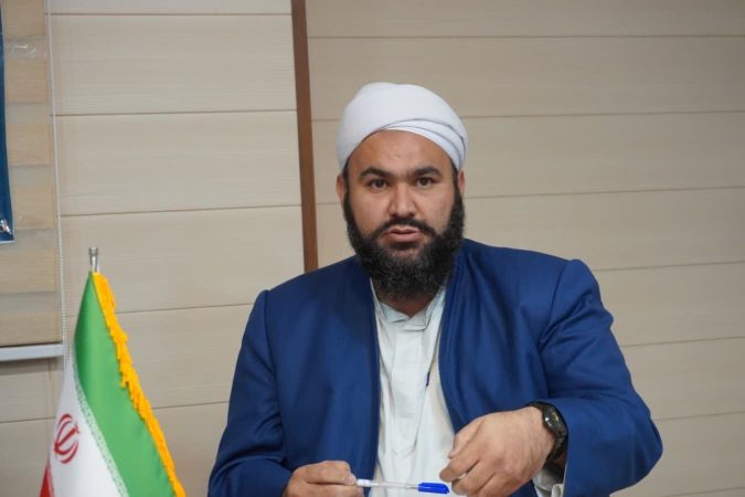 علما با روشنگری، تبیین صحیح معارف و جلوگیری از انحرافات، نقش محوری در تقویت وحدت، عدالت‌محوری و اقتدار ملی دارند