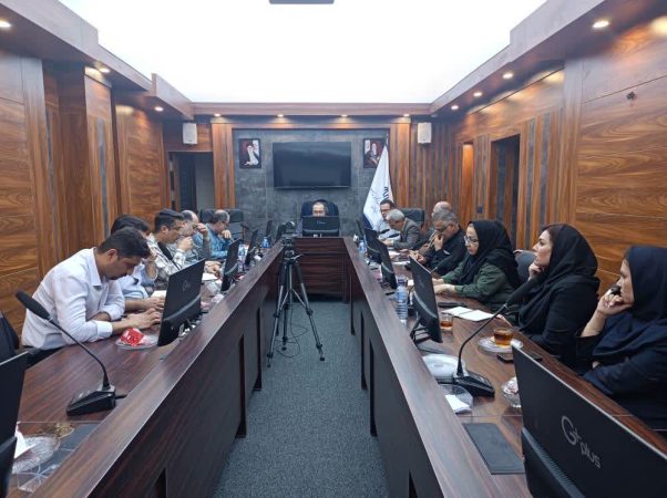 تبیین سیاست‌های حوزه مدرسه سازی در گلستان، تأکید بر کار تخصصی ،جهادی و امیدآفرینی