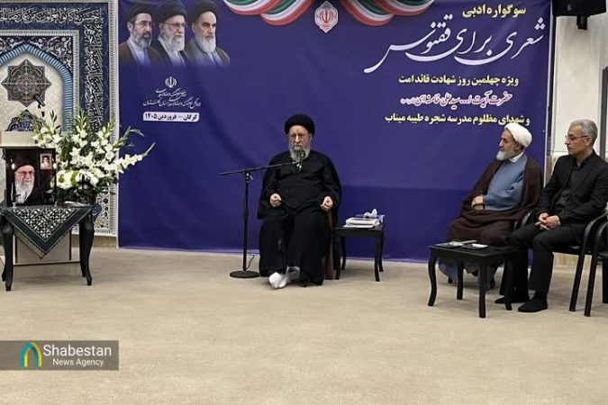 هنرمندان روایتگر جنایات جنگی برای تاریخ و افکار عمومی جهان باشند