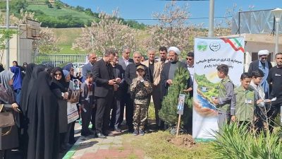 پویش «سرو ایران» روز پنجشنبه همزمان با ۲۰ فروردین روز ملی فناوری هسته‌ای، با کاشت ۲۰۰۰ اصله نهال در گلستان برگزار شد