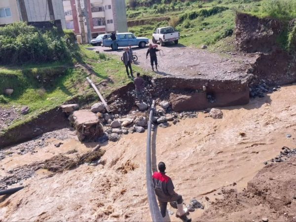بازگشت پایداری آب شرب مناطق سیل‌زده گلستان؛ عملیات جهادی و بیوقفه تیم های فنی آبفا