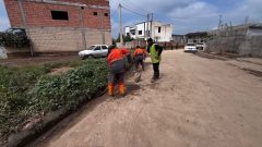اعزام نیروهای خدمات شهری قرق برای امدادرسانی به روستای سیل‌زده کوچک استاجیق