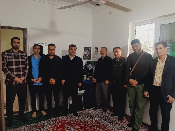دیدار بنیاد نخبگان استان گلستان با خانواده شهید محمد بازگیر مقدم
