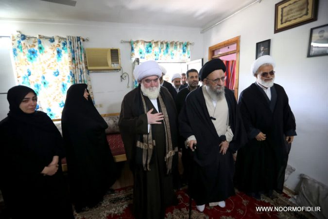 نماینده ولی‌فقیه در گلستان با خانواده پاسدار شهید سیدالنِگی دیدار و گفت‌وگو کرد
