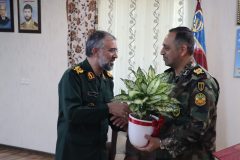 در پیامی ۲۹ فروردین ماه روز ارتش جمهوری اسلامی ایران را تبریک گفت