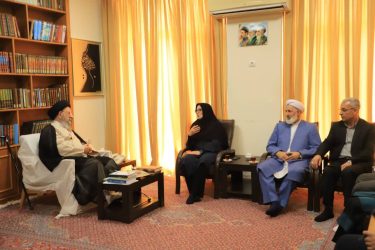 دیدار دبیرکل نهاد کتابخانه‌های عمومی کشور با آیت‌الله نورمفیدی در گرگان