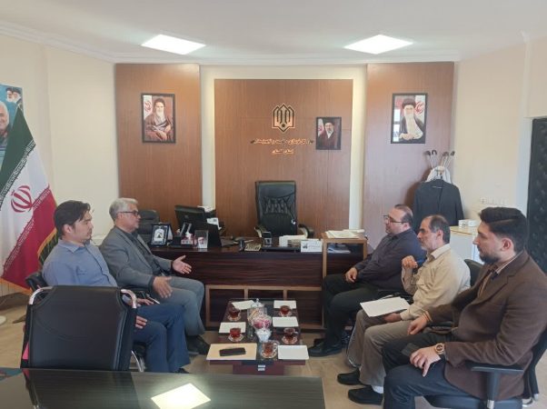 دیدار و نشست مدیر کل نوسازی مدارس گلستان با فرماندار بندرترکمن