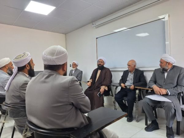 استانداردسازی منهج، ساماندهی صدور مدارک و حرکت به سمت آموزش تخصصی و پژوهش‌محور، ضرورت دارد