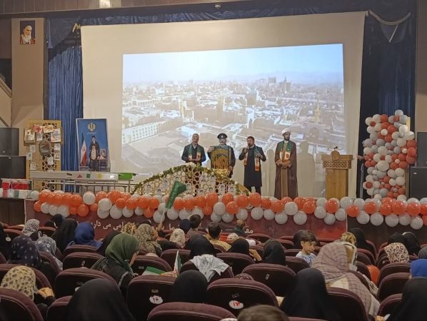 دختران نوجهاد بجنوردی از دل مسجد، به نیابت از شهدای میناب به امام مهربانی ها سلام دادند