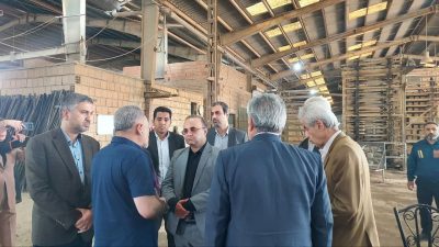 تقدیر از کارگران نمونه و پیگیری مشکلات کارخانه سامان تیغه گرگان