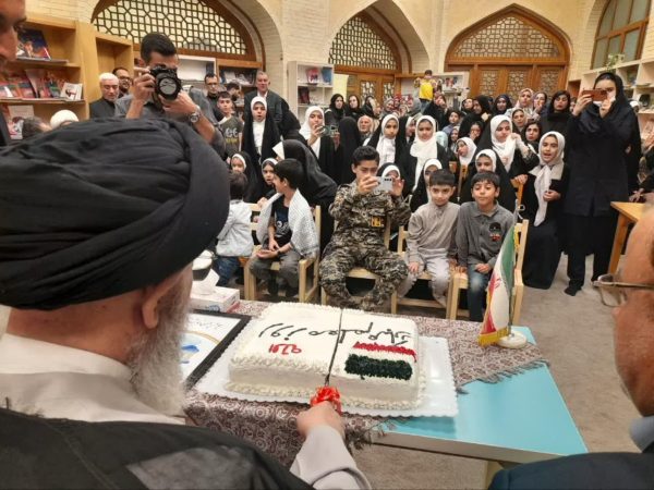 تجلیل از مربیان کانون فرهنگی هنری «گلشن» با حضور آیت‌الله نورمفیدی