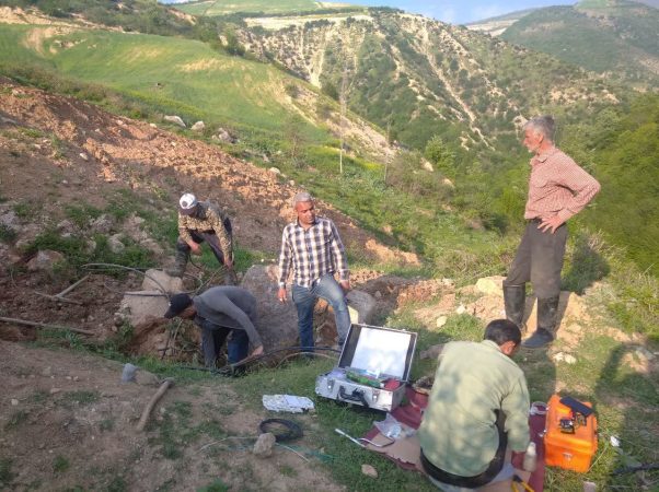 ارتباط پایدار مخابراتی در دو روستای مینودشت