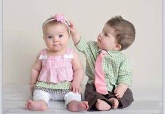 به ازای هر ۱۰۵ پسر ، ۱۰۰ نوزاد دختر  در گلستان به دنیا آمده است