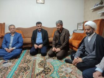 فرمانده مرزبانی استان با خانواده شهید سرهنگ هادی سدیدی دیدار کرد
