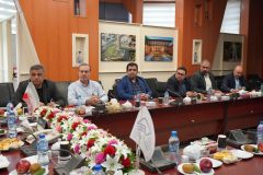 نشست رئیس و اعضای هیات مدیره با معاون هماهنگی امور عمرانی استاندار